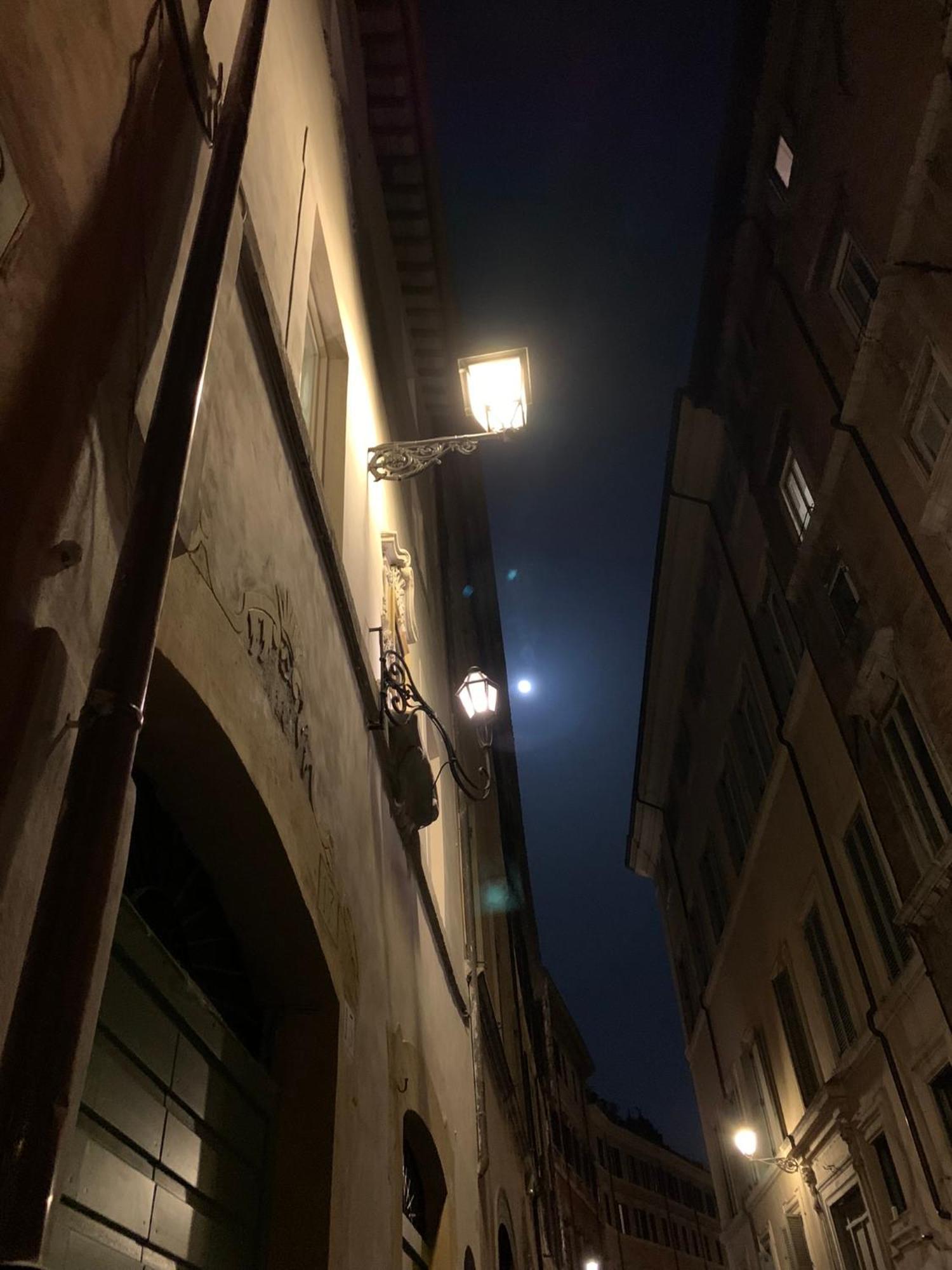 Lägenhet Old Monserrato In Campo De' Fiori Rom